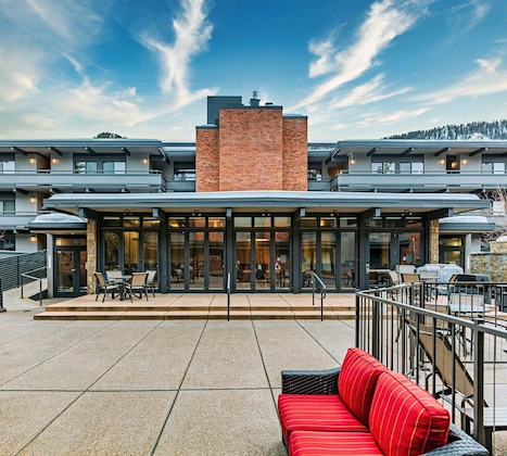 Gallery - Aspen Square Condominium Hotel