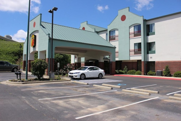 Gallery - Super 8 Natchez