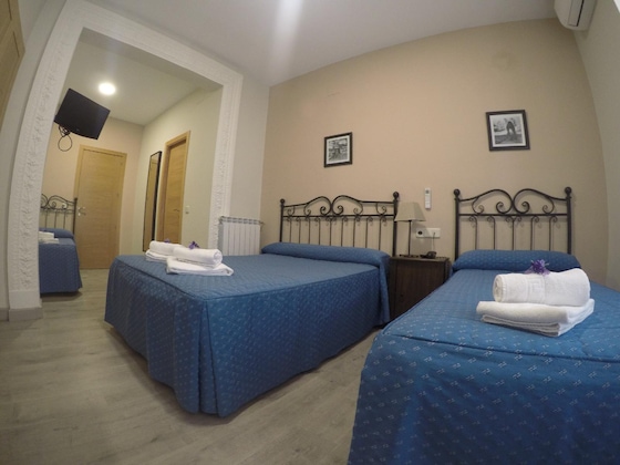 Gallery - Hostal El Pilar