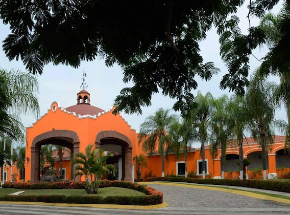 Gallery - Mision Colima