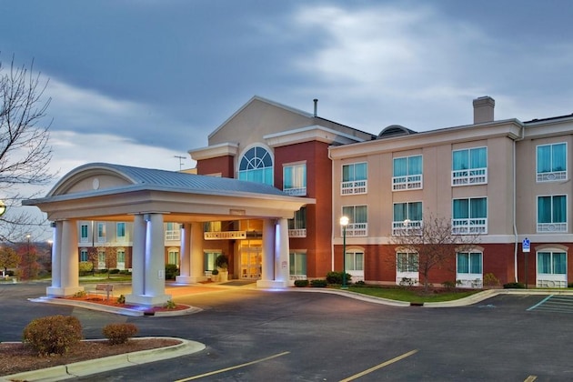 Gallery - Holiday Inn Express Hotel & Suites Grand Rapids-North, An Ihg Hotel