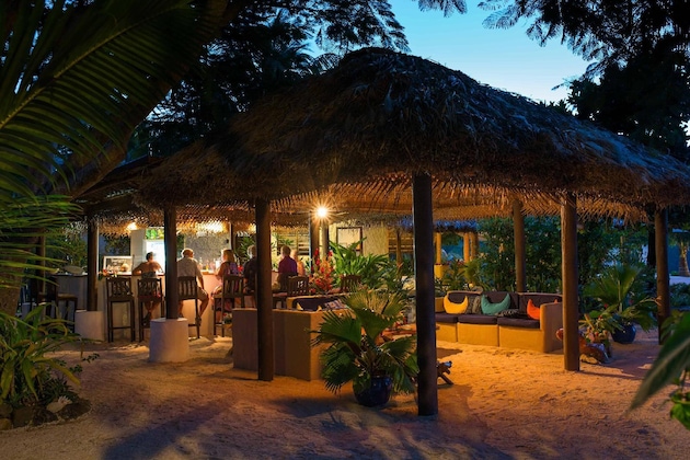 Gallery - Navutu Stars Resort