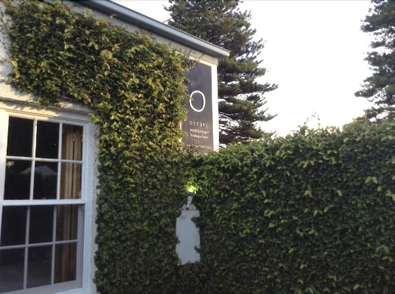 Gallery - Oscars Waterfront Boutique