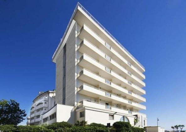 Gallery - Yes Hotel Touring & Spa