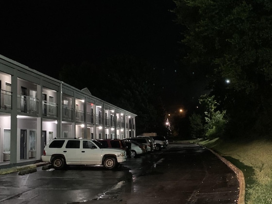 Gallery - Travel Inn Kingsport