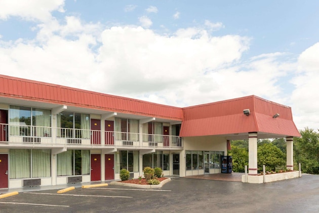 Gallery - Super 8 By Wyndham Kingsport  I-81