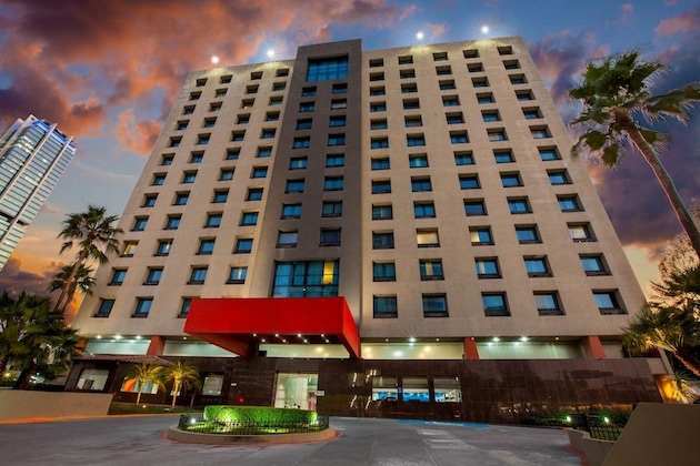 Gallery - Chn Hotel Monterrey Centro, Trademark Collection By Wyndham
