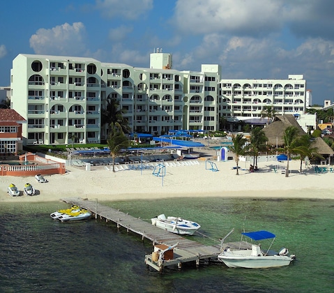 Gallery - Aquamarina Beach  Hotel Cancun