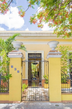 Gallery - Casa De Las Columnas