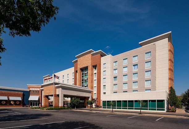 Gallery - Hampton Inn & Suites St. Louis at Forest Park