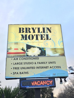 Gallery - Brylin Motel