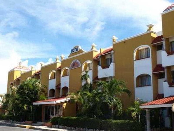 Gallery - Suites Cancun Center Cancun