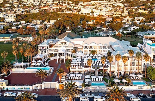 Gallery - The Bay Hotel