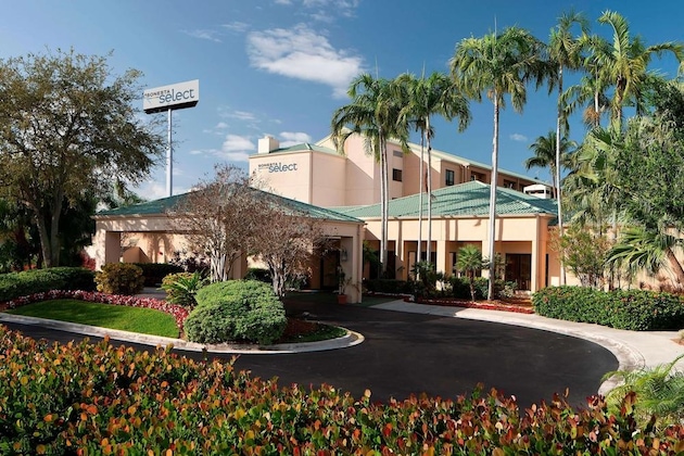 Gallery - Sonesta Select Miami Lakes