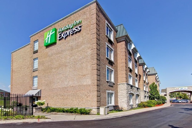 Gallery - Holiday Inn Express Whitby By Ihg