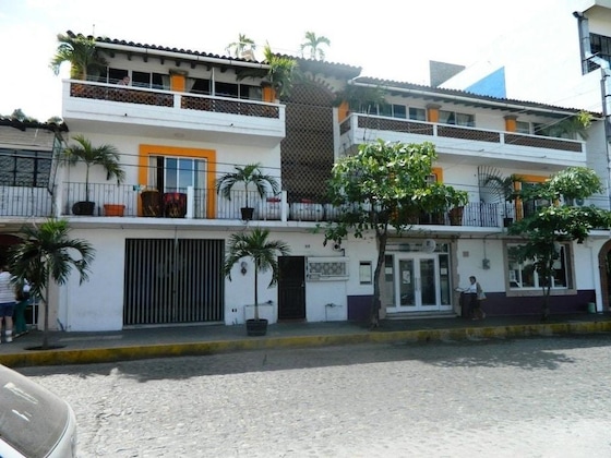 Gallery - La Iguana Vallarta Lgbt - Adults Only - Romantic Zone - Party Clubbing Street