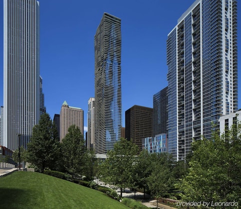 Gallery - Radisson Blu Aqua Hotel Chicago