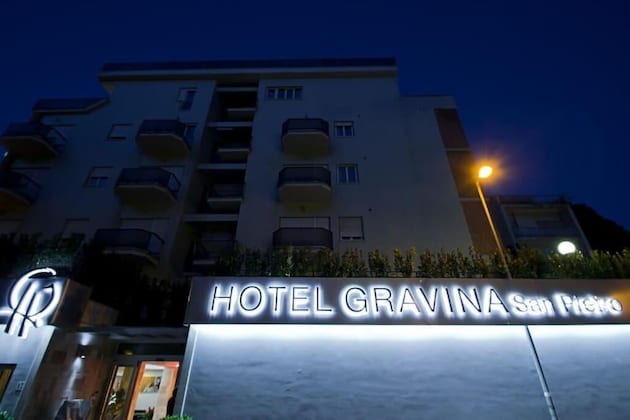 Gallery - Hotel Gravina San Pietro