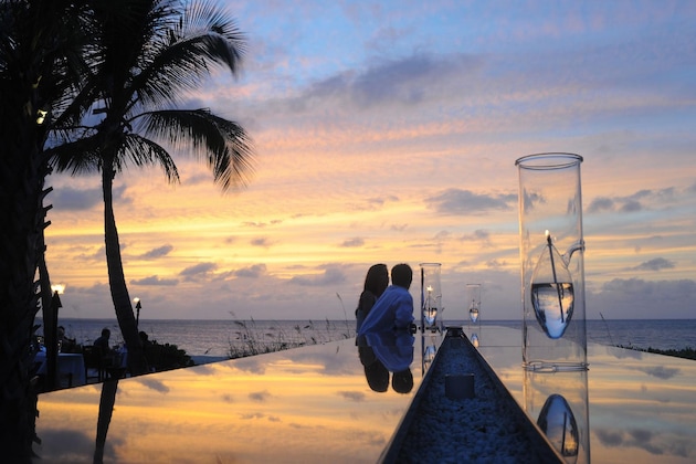 Gallery - Grace Bay Club