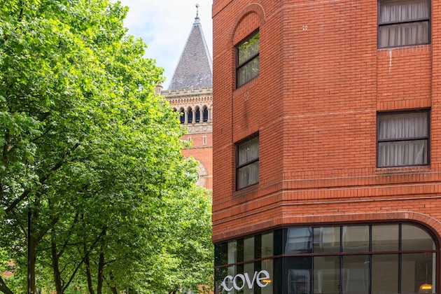 Gallery - Cove - Minshull Street, Piccadilly