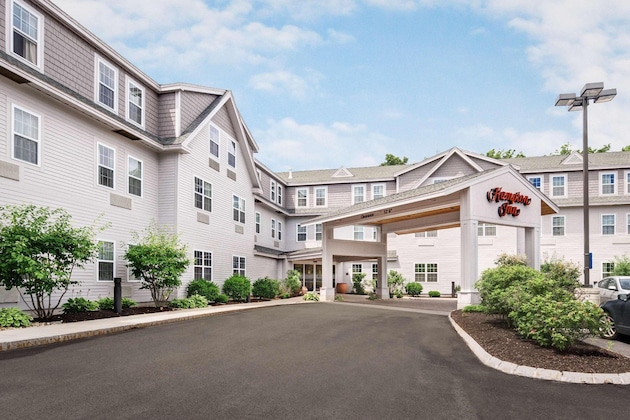 Gallery - Hampton Inn Dover