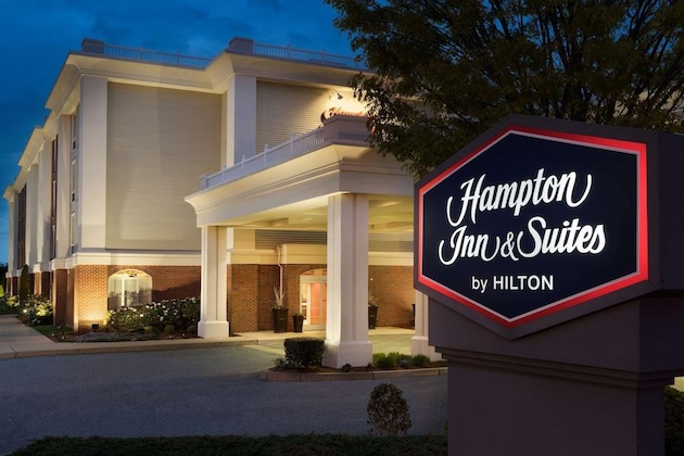 Gallery - Hampton Inn & Suites Newport Middletown