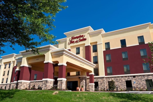 Gallery - Hampton Inn & Suites Tulsa Central