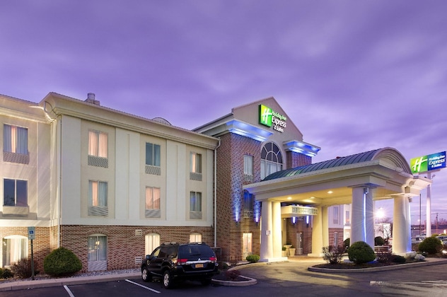 Gallery - Holiday Inn Express Hotel & Suites Chambersburg By Ihg