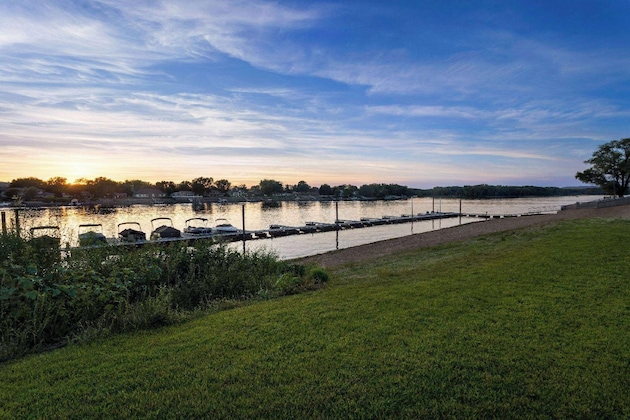 Gallery - Americinn By Wyndham La Crosse Riverfront Conference Center