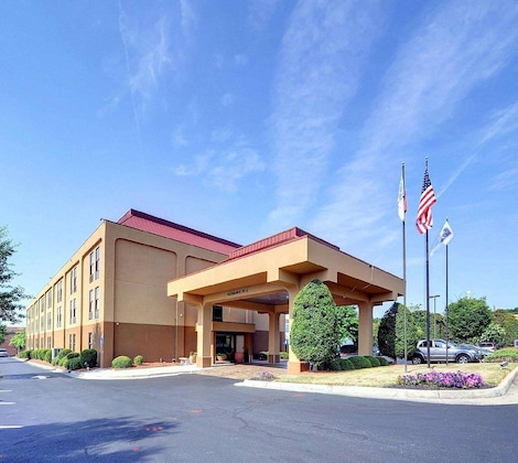 Gallery - Hampton Inn Eden