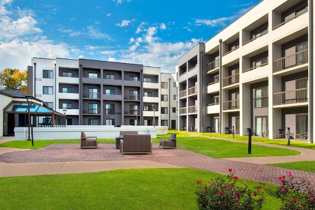 Gallery - Courtyard By Marriott Rye