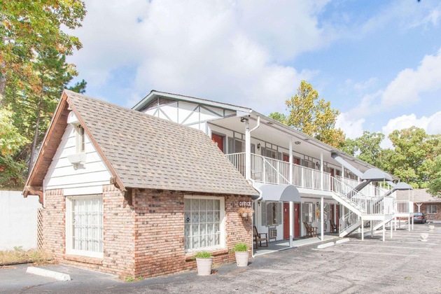 Gallery - Days Inn By Wyndham Eureka Springs