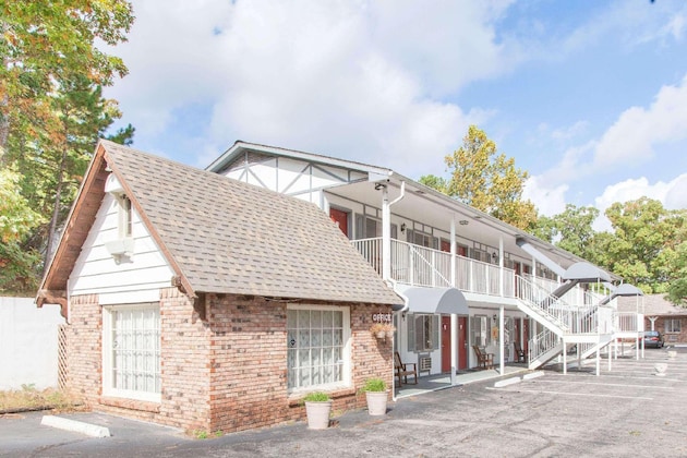 Gallery - Days Inn By Wyndham Eureka Springs