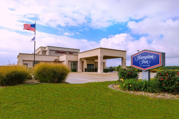 Gallery - Hampton Inn Lincoln