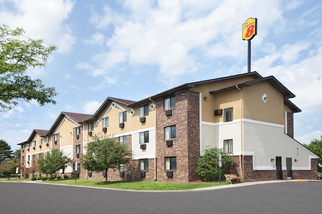 Gallery - Super 8 By Wyndham Canton Livonia Area