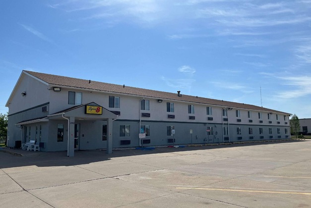 Gallery - Super 8 By Wyndham Emporia