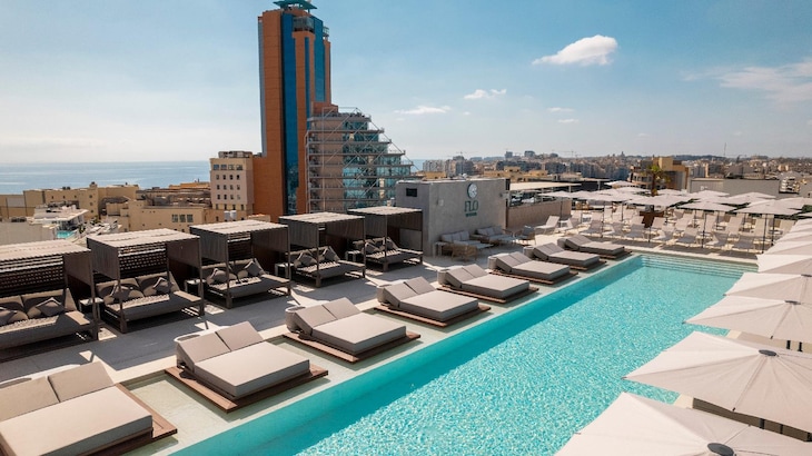 Gallery - Empire Studio Apartments