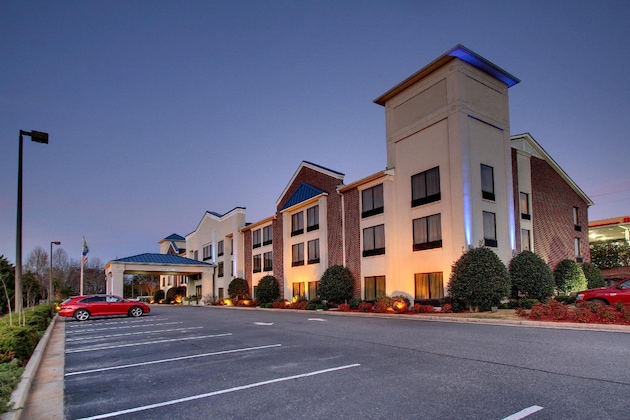 Gallery - Comfort Inn & Suites Dahlonega