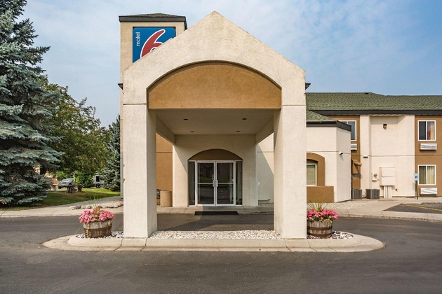 Gallery - Motel 6 Bozeman