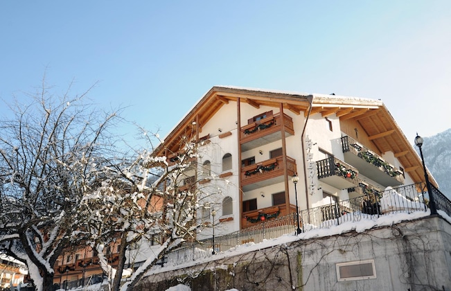 Gallery - Family Hotel La Perla
