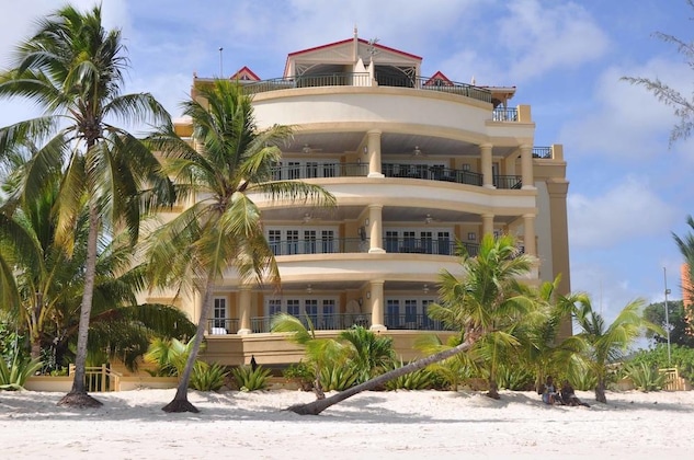 Gallery - White Sands Beach Condos