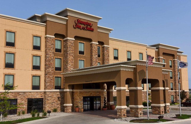 Gallery - Hampton Inn & Suites Fargo Medical Center