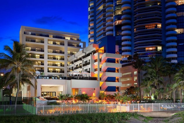 Gallery - Hilton Cabana Miami Beach Resort