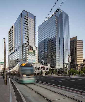 Gallery - Kimpton Hotel Palomar Phoenix Cityscape, An Ihg Hotel