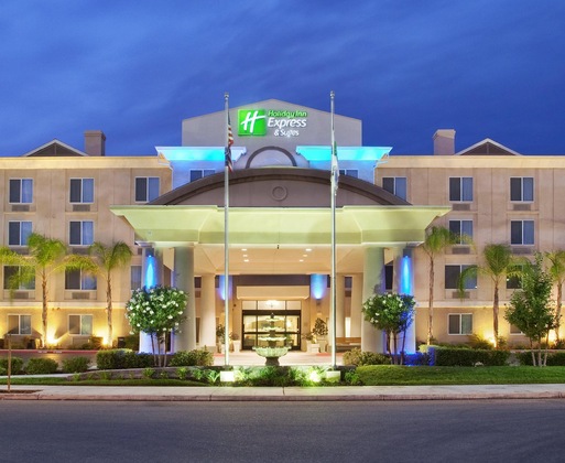 Gallery - Holiday Inn Express Hotel & Suites River Park By Ihg