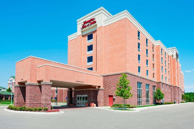 Gallery - Hampton Inn & Suites Detroit Airport Romulus