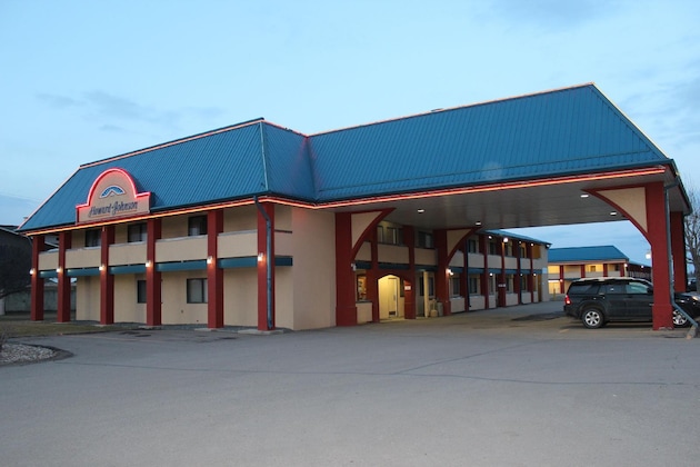 Gallery - Howard Johnson By Wyndham Red Deer