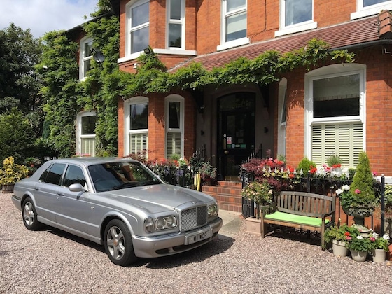 Gallery - Cheshire Hospitality Ltd T A Lennox Lea Studios & Apartments
