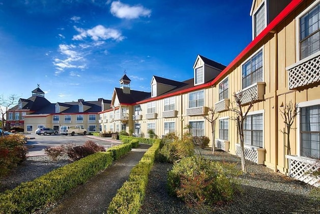 Gallery - Red Lion Inn & Suites Auburn