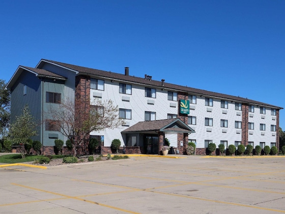 Gallery - Quality Inn & Suites Bloomington I-55 And I-74